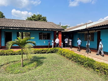 LME Responsible Sourcing Analyst Mingyou Yang visits sponsored students at one of the schools in Chi
