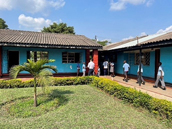 LME Responsible Sourcing Analyst Mingyou Yang visits sponsored students at one of the schools in Chi